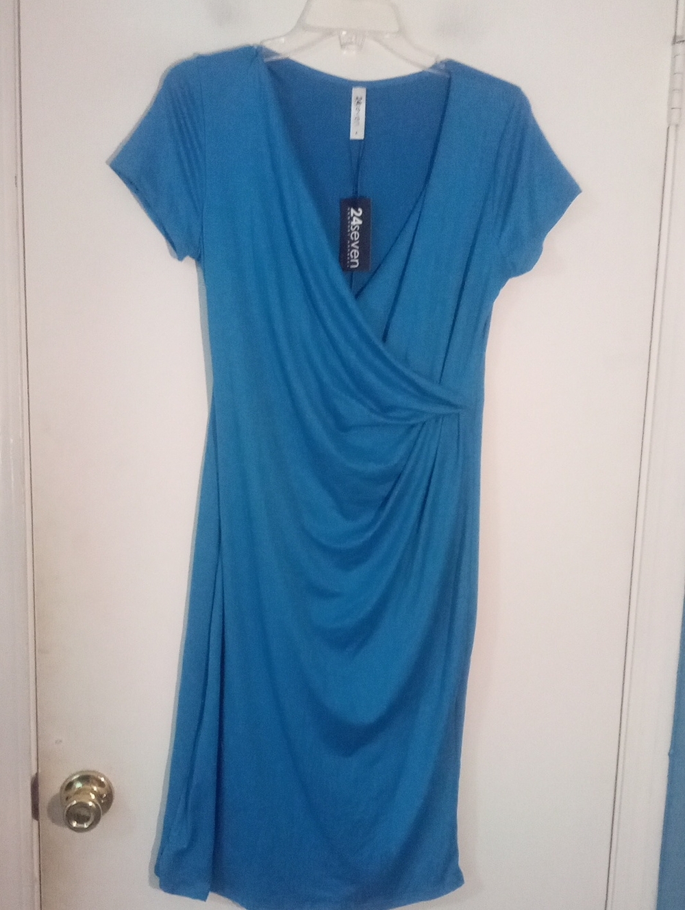 * 24Seven Blue Wrap-Style Short Sleeve Dress Medium NWT $45 Soft Stretch